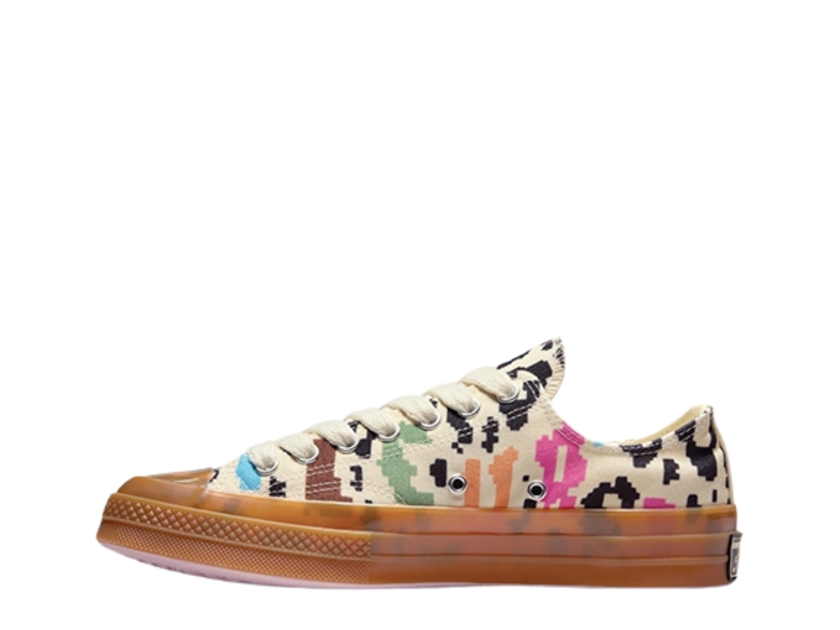 https://d2cva83hdk3bwc.cloudfront.net/converse-golf-le-fleur-chuck-70-ox-antique-white-multi-antique-white-2.jpg