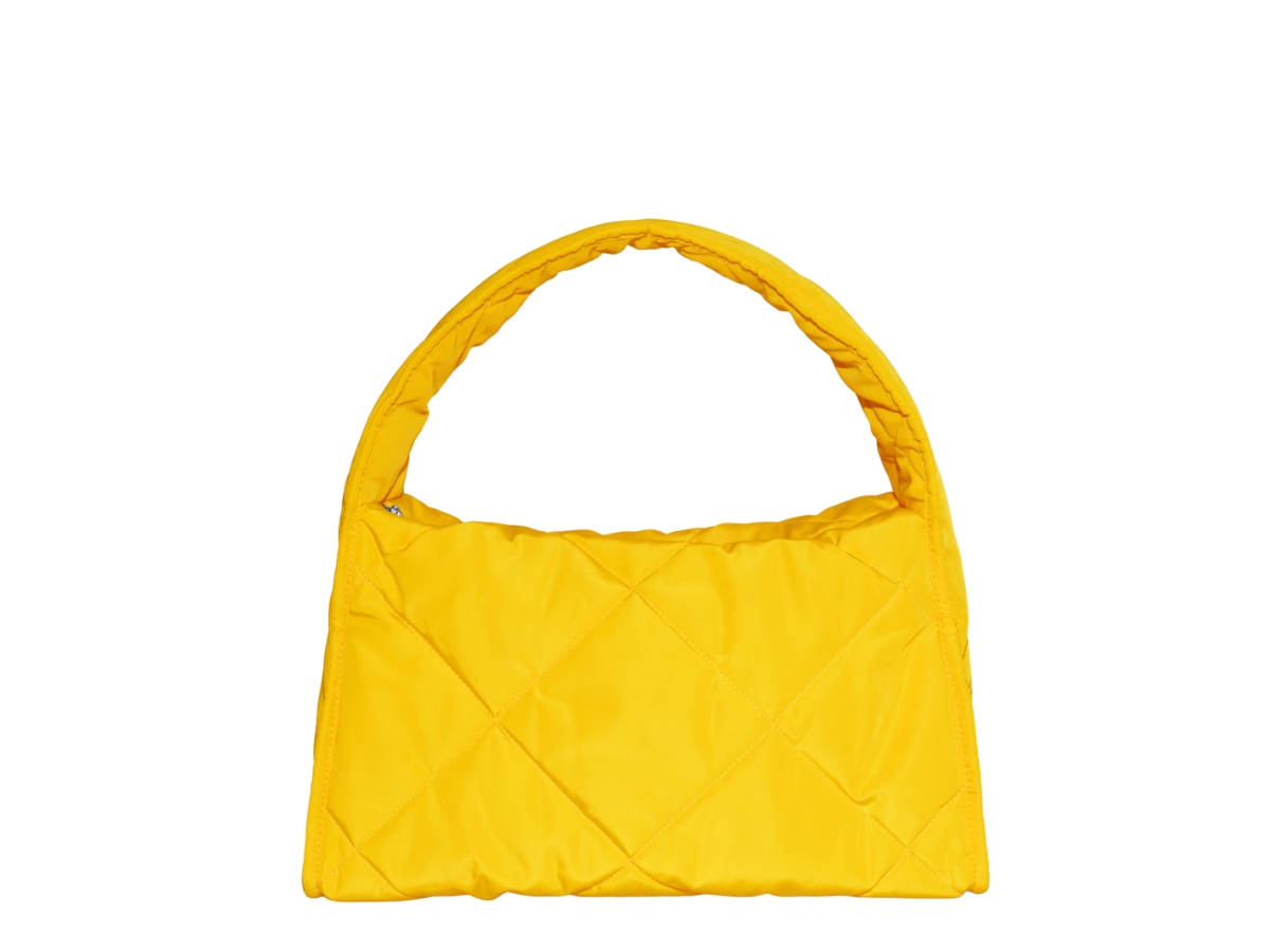 SASOM | กระเป๋า COS Quilted Shoulder Bag Bright Yellow เช็คราคาล่าสุด