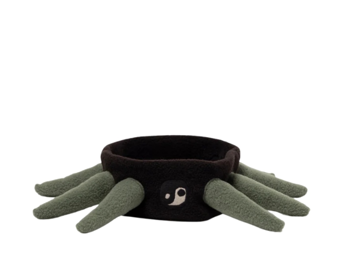 https://d2cva83hdk3bwc.cloudfront.net/cp30gd003-human-made-cpfm-cactushead-headband-black-2.jpg