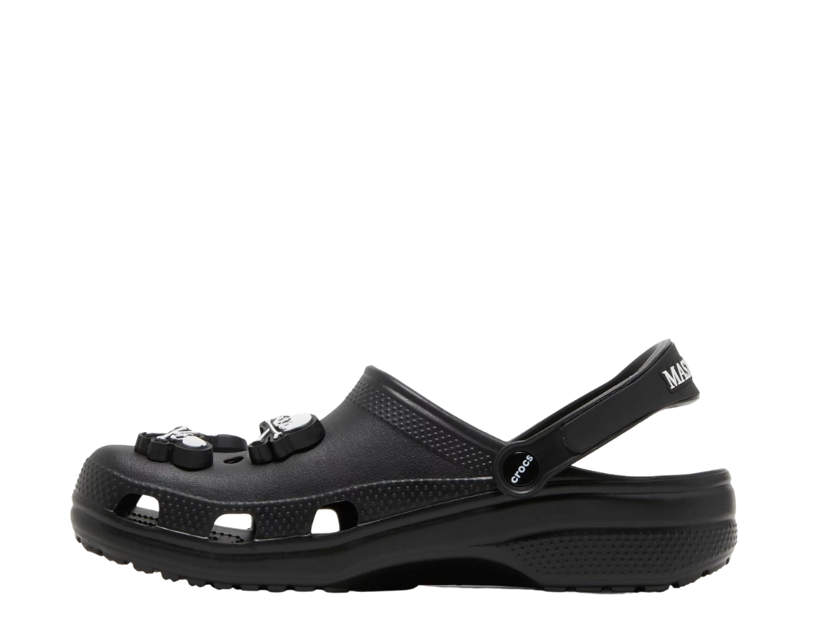 https://d2cva83hdk3bwc.cloudfront.net/crocs-classic-clog-mastermind-black-2.jpg