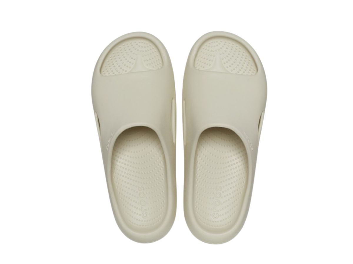 https://d2cva83hdk3bwc.cloudfront.net/crocs-mellow-recovery-slide-bone-2.jpg