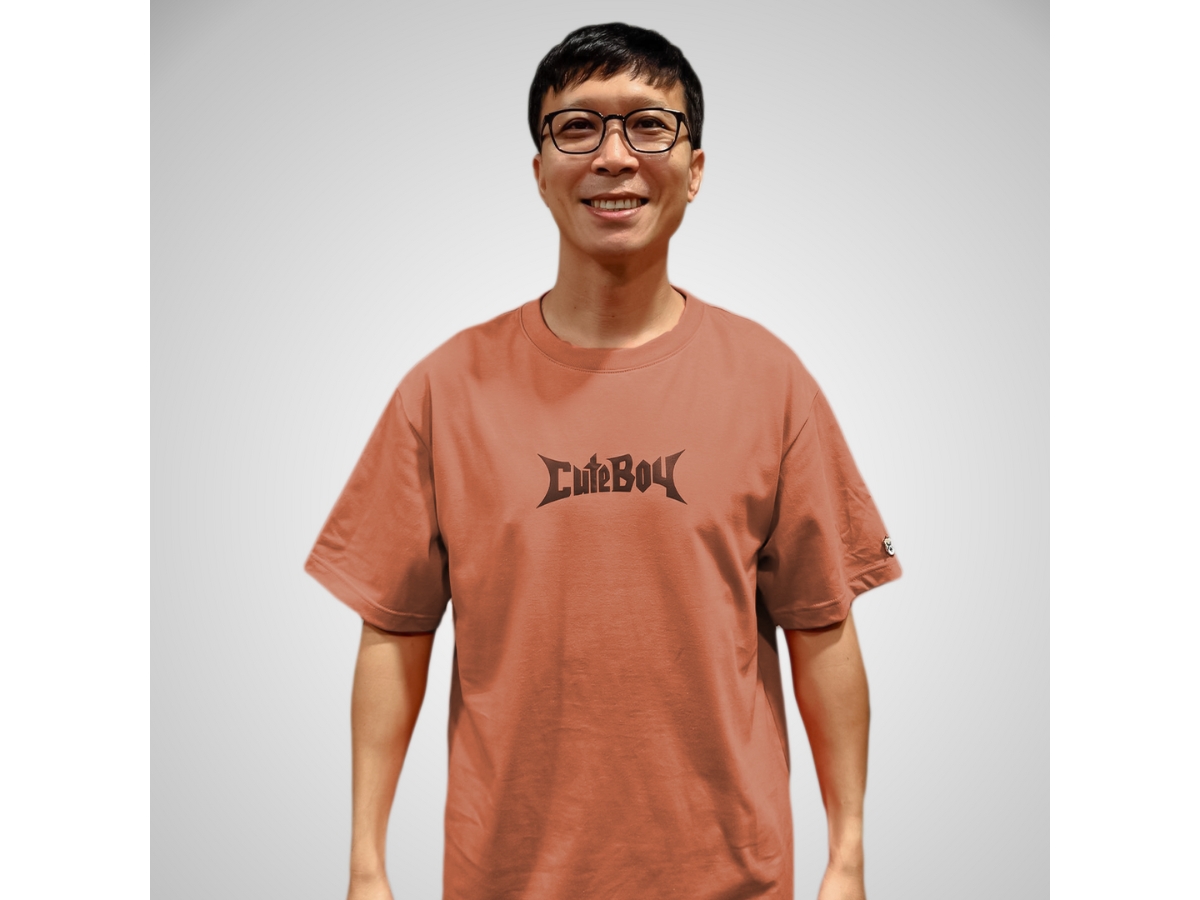 https://d2cva83hdk3bwc.cloudfront.net/cuteboy-og-24-t-shirt-orange-3.jpg