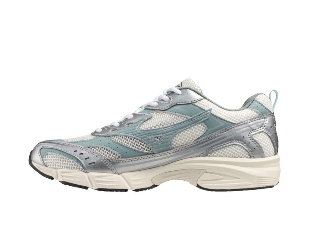 https://d2cva83hdk3bwc.cloudfront.net/d1ga245110-mizuno-mxr-metallic-silver-2.jpg