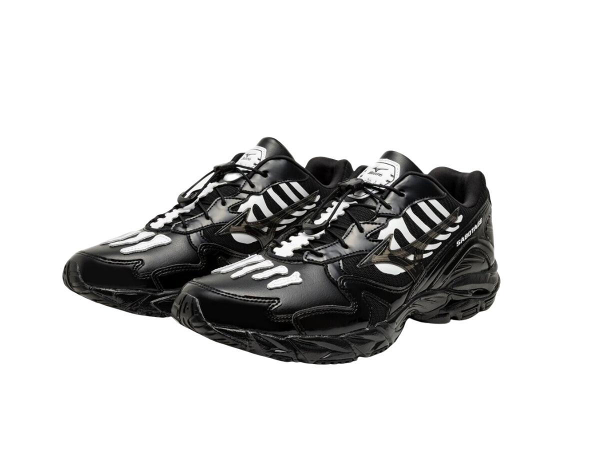 https://d2cva83hdk3bwc.cloudfront.net/d1gd252601-mizuno-x-sbtg-wave-rider-10-black-2.jpg