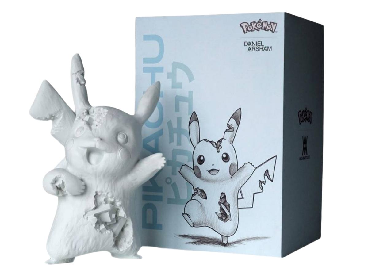 https://d2cva83hdk3bwc.cloudfront.net/daniel-arsham-x-pokemon-crystalized-pikachu-future-relic-blue--edition-of-500--3.jpg