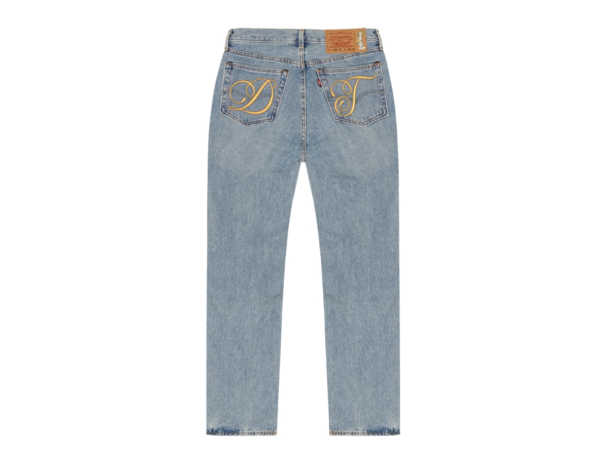 https://d2cva83hdk3bwc.cloudfront.net/denim-tears-dt-metallic-gold-script-501-light-wash-2.jpg