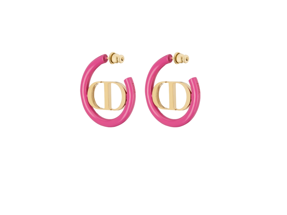 https://d2cva83hdk3bwc.cloudfront.net/dior-30-montaigne-earrings-in-rani-pink-lacquer-with-gold-finish-metal-hardware-2.jpg