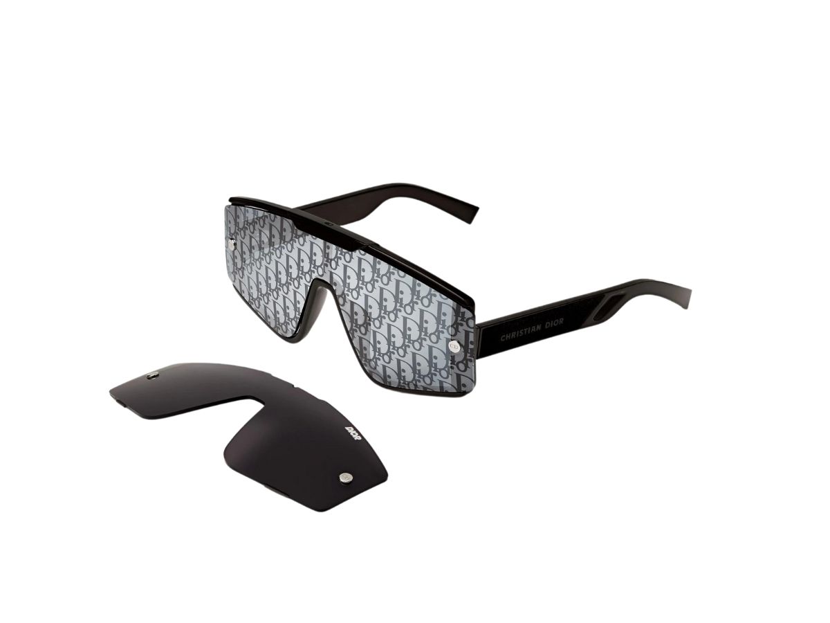 https://d2cva83hdk3bwc.cloudfront.net/dior-diorxtrem-mu-in-black-mask-sunglasses-with-interchangeable-lenses-4.jpg