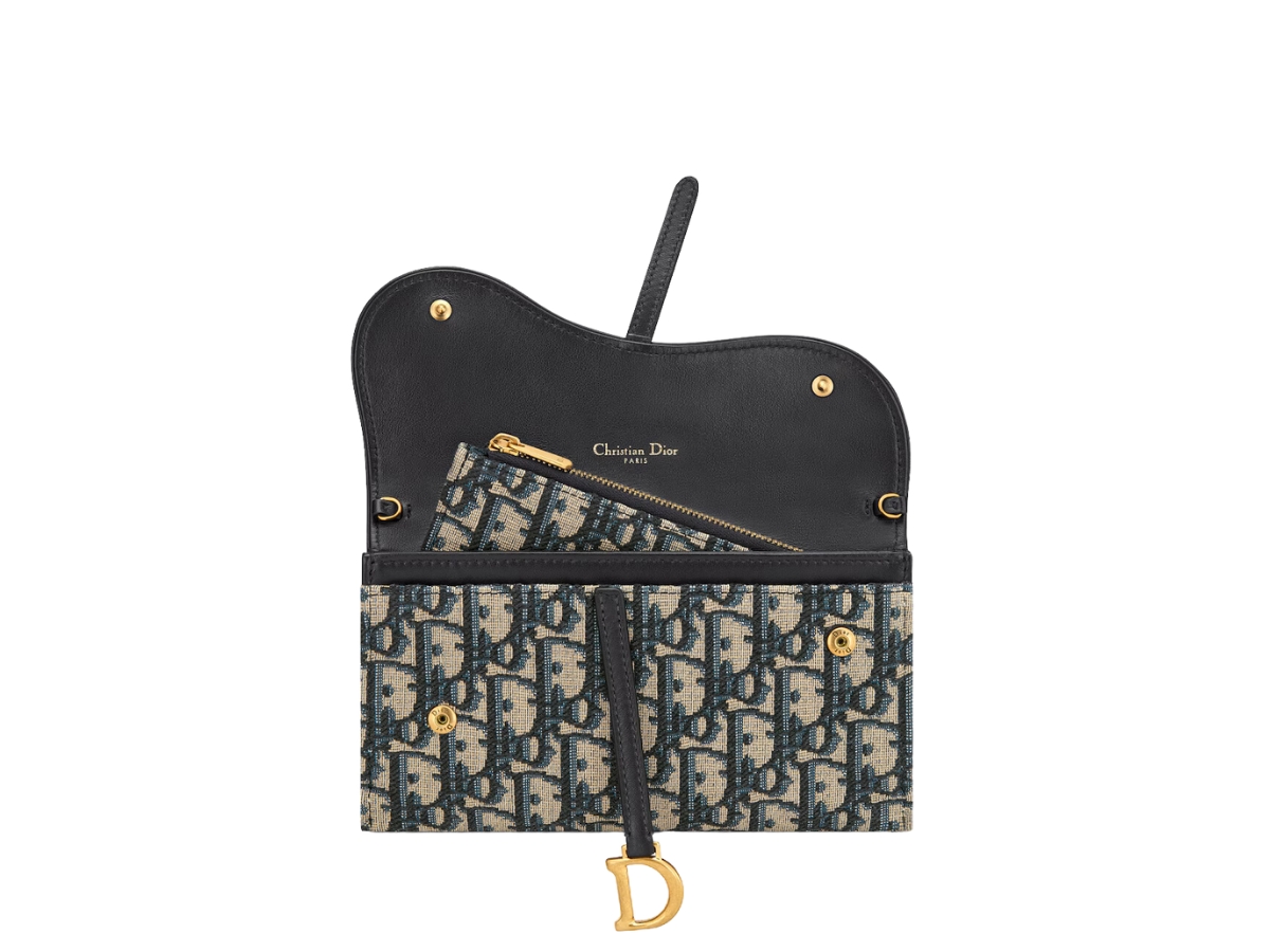 https://d2cva83hdk3bwc.cloudfront.net/dior-long-saddle-wallet-with-chain-blue-dior-oblique-jacquard-4.jpg