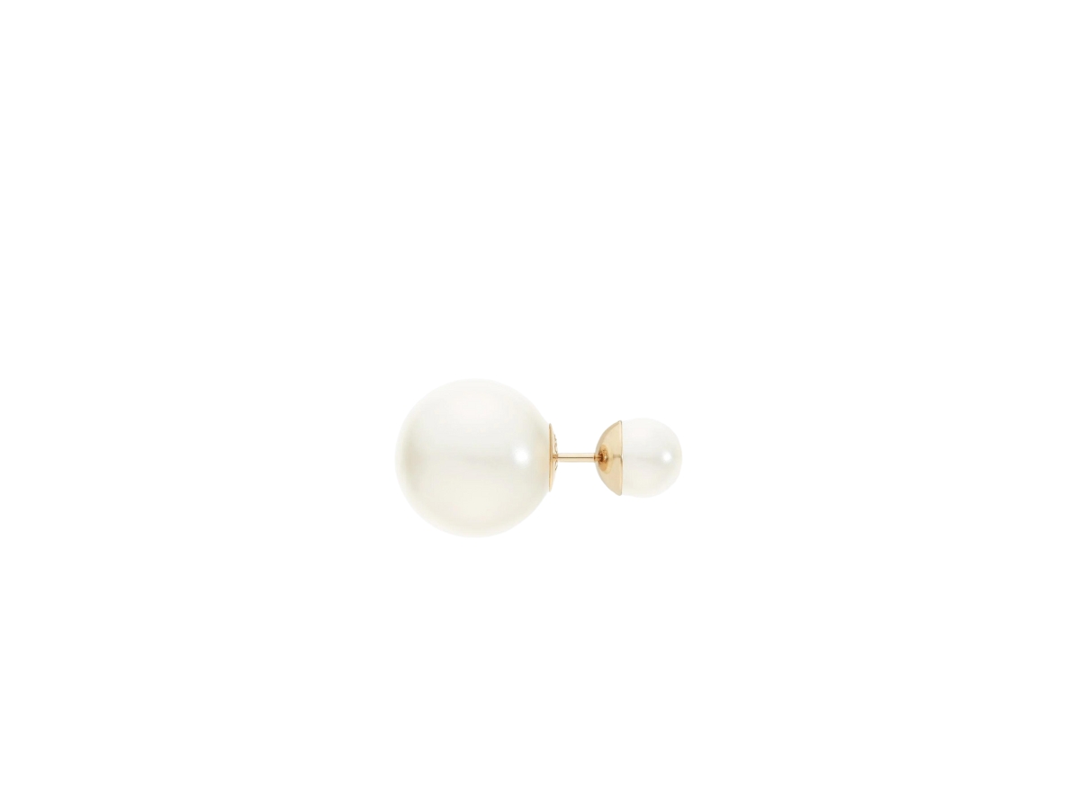 https://d2cva83hdk3bwc.cloudfront.net/dior-tribales-earrings-in-gold-finish-metal-and-white-resin-pearls-integrated-clasp-3.jpg