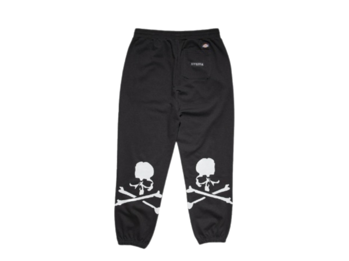 https://d2cva83hdk3bwc.cloudfront.net/dk-ptadxmjsptdscsb-dickies-x-mastermind-japan-sweat-pants-the-dark-street-casual-series-black-2.jpg