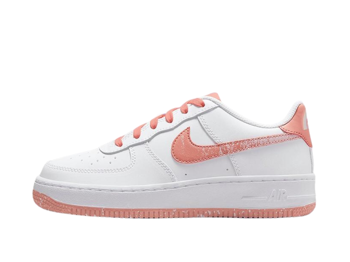 https://d2cva83hdk3bwc.cloudfront.net/dm0985-100-nike-air-force-1-low-white-light-madder-root-gs-2.jpg