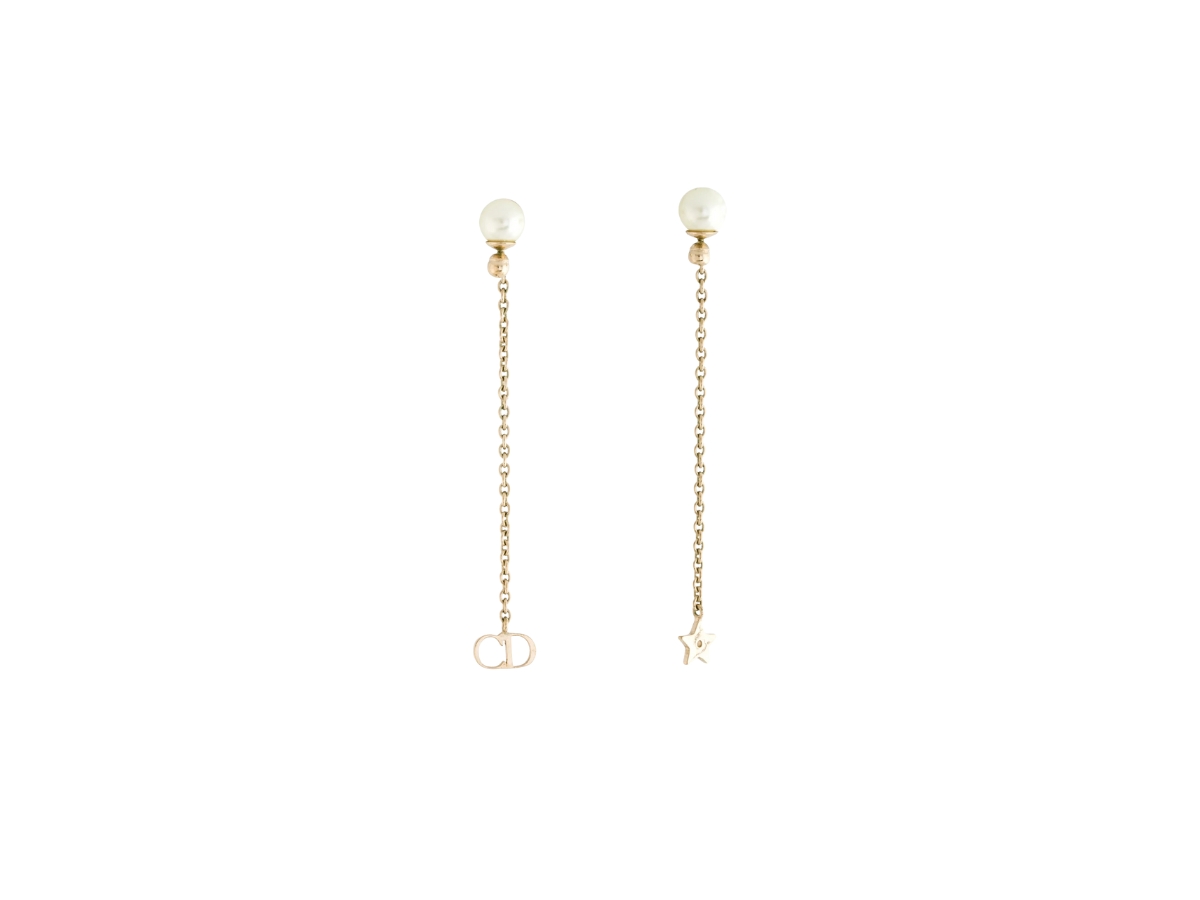 https://d2cva83hdk3bwc.cloudfront.net/dor-eradplptdceg-dior-pearl-la-petite-tribale-dangle-chain-earrings-gold-1.jpg