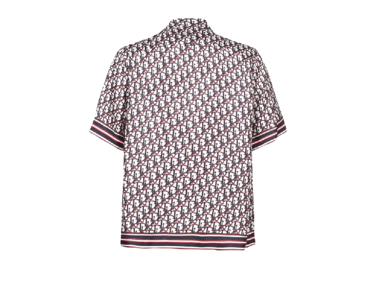 https://d2cva83hdk3bwc.cloudfront.net/dor-stadosssisrb2qd1-dior-oblique-short-sleeved-shirt-in-silk-red-blue-2.jpg