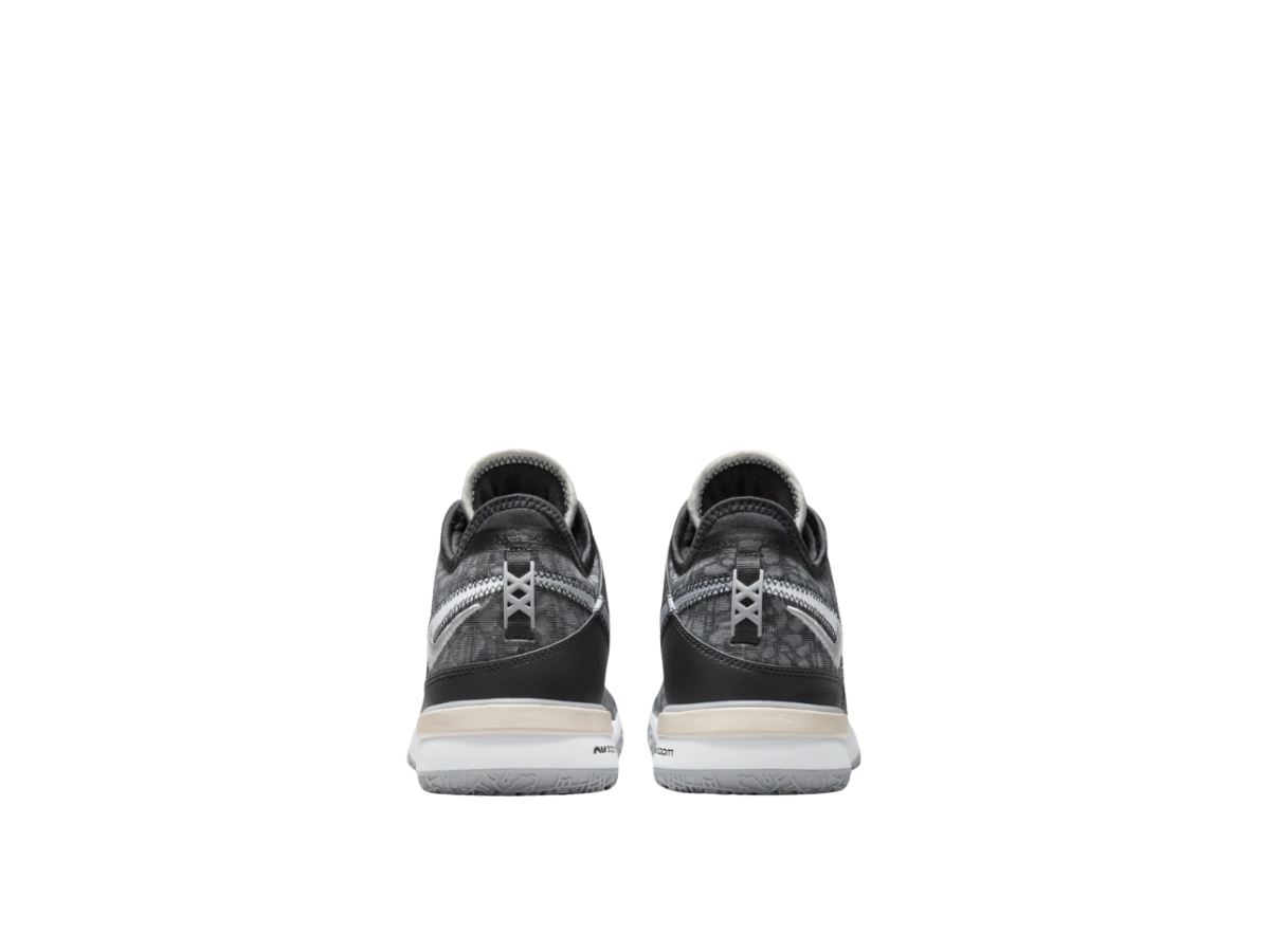 https://d2cva83hdk3bwc.cloudfront.net/dr8788-005-nike-zoom-lebron-nxxt-gen-grey-black-5.jpg