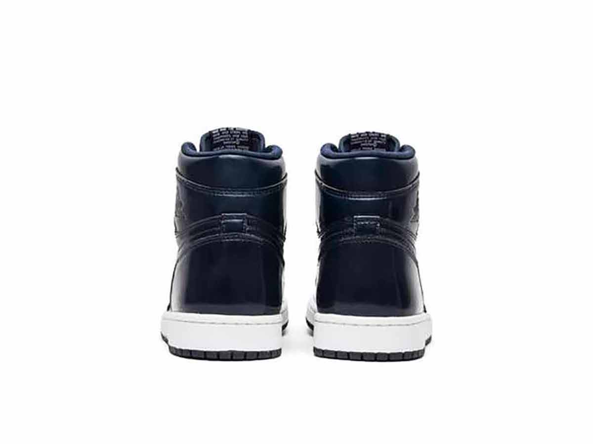 https://d2cva83hdk3bwc.cloudfront.net/dsm-x-air-jordan-1-retro-high-og-789747-401-6.jpg