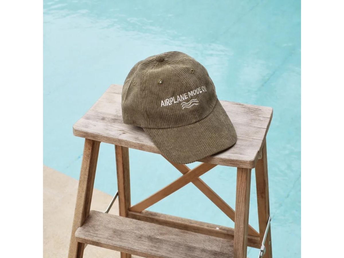 https://d2cva83hdk3bwc.cloudfront.net/duckyboy-airplane-mode-on-corduroy-cap-olive-3.jpg