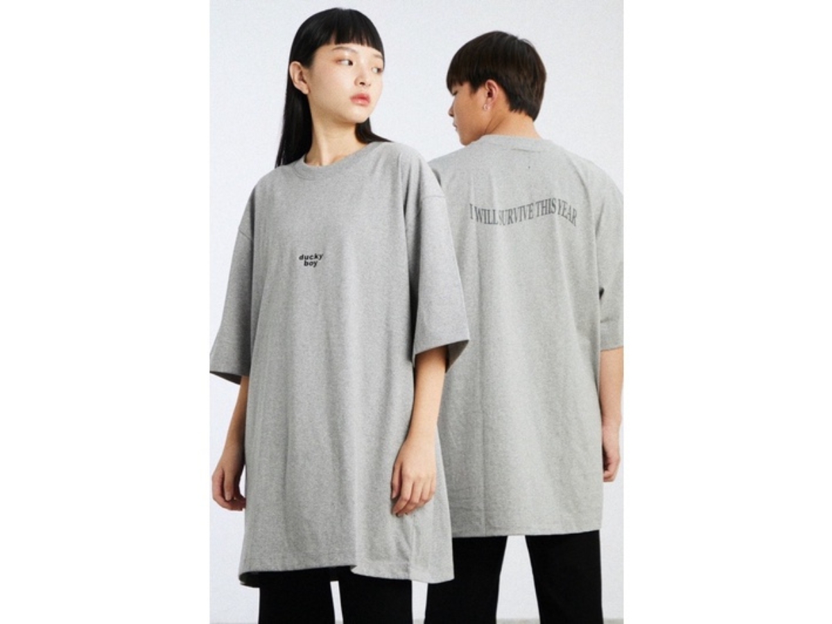https://d2cva83hdk3bwc.cloudfront.net/duckyboy-oversized-tee-i-will-survive-this-year-smoke-2.jpg