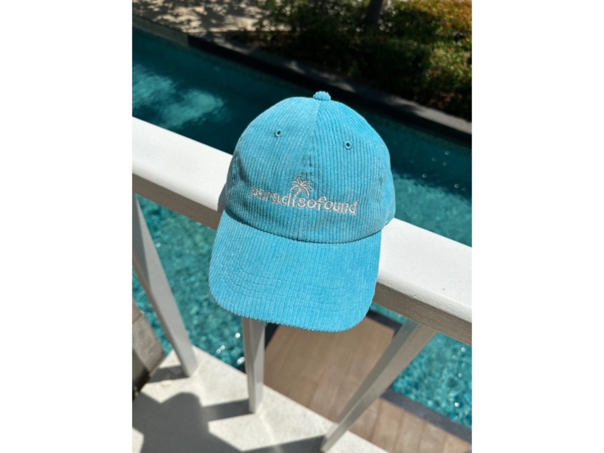 https://d2cva83hdk3bwc.cloudfront.net/duckyboy-paradisofound-corduroy-cap-aqua-2.jpg