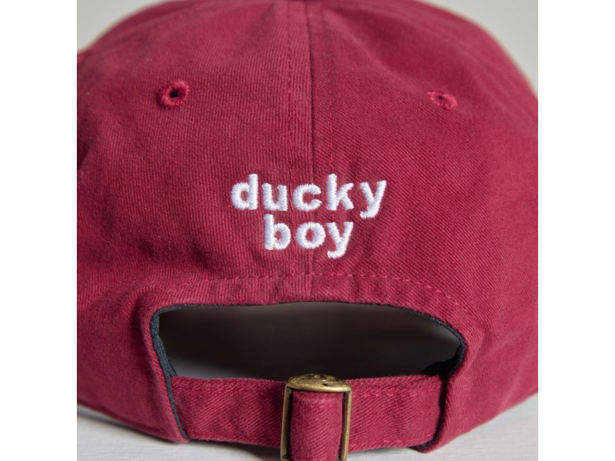 https://d2cva83hdk3bwc.cloudfront.net/duckyboy-ripped-cap-physical-distancing-2021-maroon-2.jpg