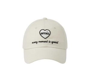 Buy Emis Heart Wappen Ball Cap Cream at Sasom – Authentic and Ready to Ship