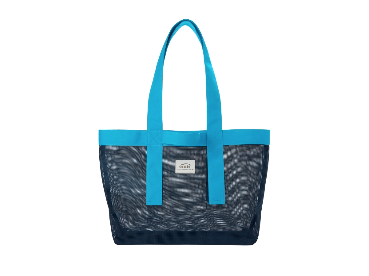 https://d2cva83hdk3bwc.cloudfront.net/emis-mesh-shopper-bag-navy-1.jpg