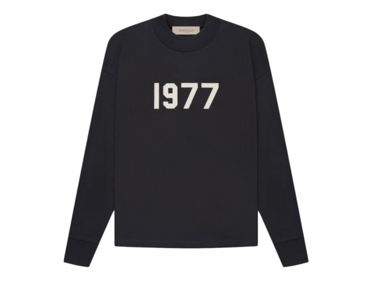 https://d2cva83hdk3bwc.cloudfront.net/fear-of-god-essentials-1977-l-s-t-shirt-iron-1.jpg