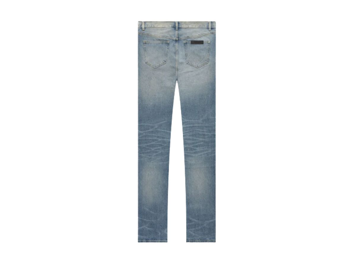 SASOM | เสื้อผ้า Fear of God Essentials 5 Pocket Jean Indigo (FW22