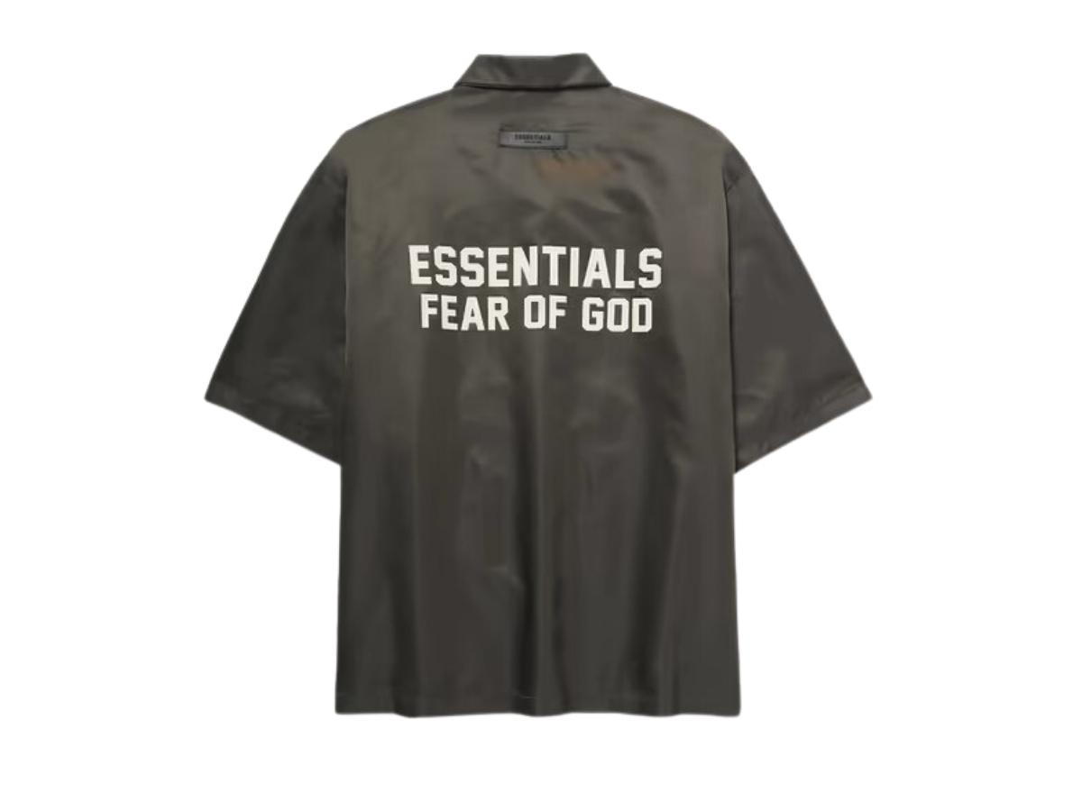 https://d2cva83hdk3bwc.cloudfront.net/fear-of-god-essentials-kids-logo-flocked-nylon-shirt-black-2.jpg