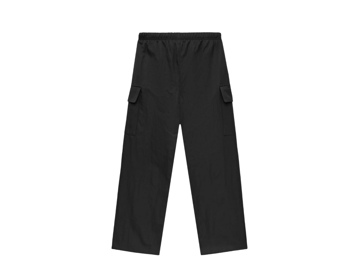 https://d2cva83hdk3bwc.cloudfront.net/fear-of-god-essentials-textured-nylon-field-pant-black-fw24-2.jpg