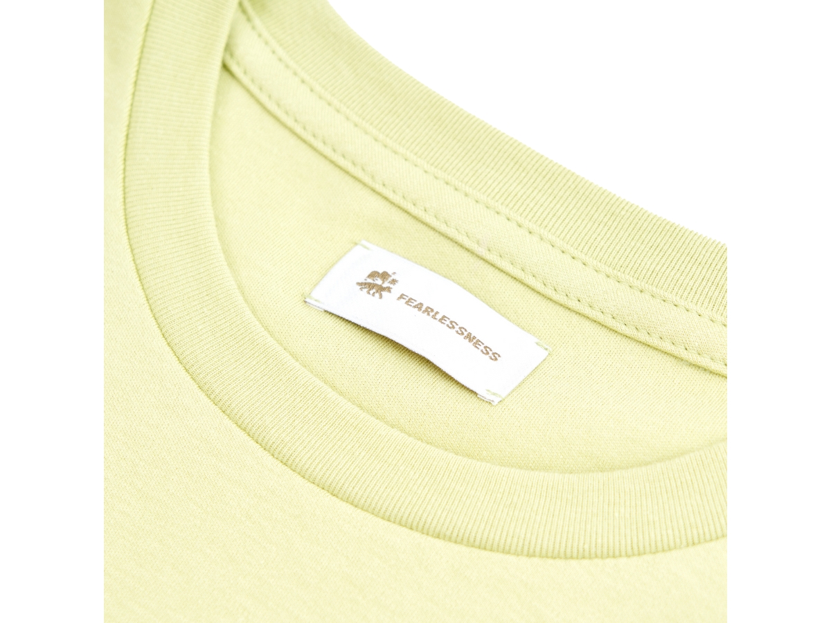 https://d2cva83hdk3bwc.cloudfront.net/fearlessness-golf-club-t-shirt-babygreen-3.jpg