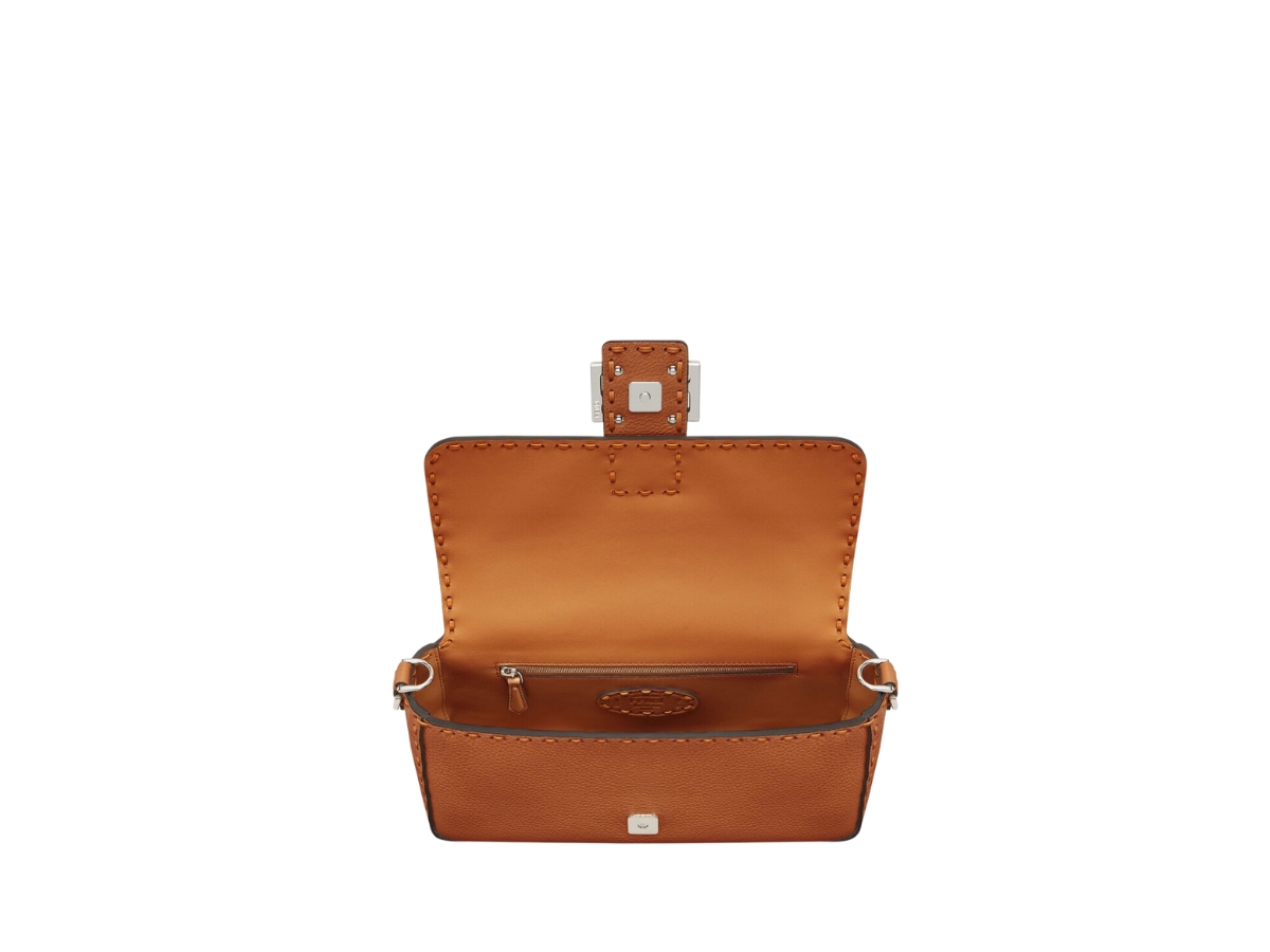 https://d2cva83hdk3bwc.cloudfront.net/fendi-baguette-bag-in-selleria-leather-with-palladium-finish-metalware-brown-2.jpg