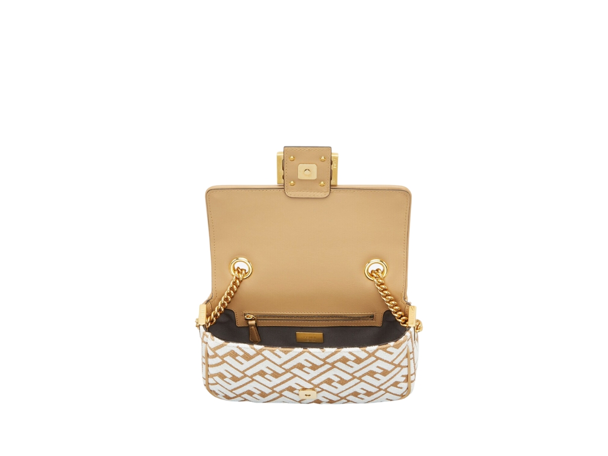 https://d2cva83hdk3bwc.cloudfront.net/fendi-baguette-chain-midi-raffia-bag-in-tapestry-fabric-ff-motif-with-vintage-gold-finish-metalware-white-2.jpg