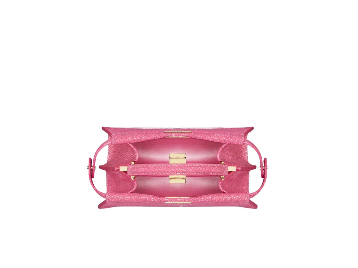 https://d2cva83hdk3bwc.cloudfront.net/fendi-peekaboo-iseeu-petite-in-fuchsia-stingray-leather-with-gold-finish-metalware-3.jpg