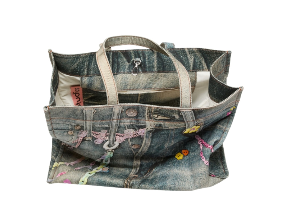 https://d2cva83hdk3bwc.cloudfront.net/fn-ux-bags000189-acne-studios-logo-shoulder-tote-bag-denim-2.jpg