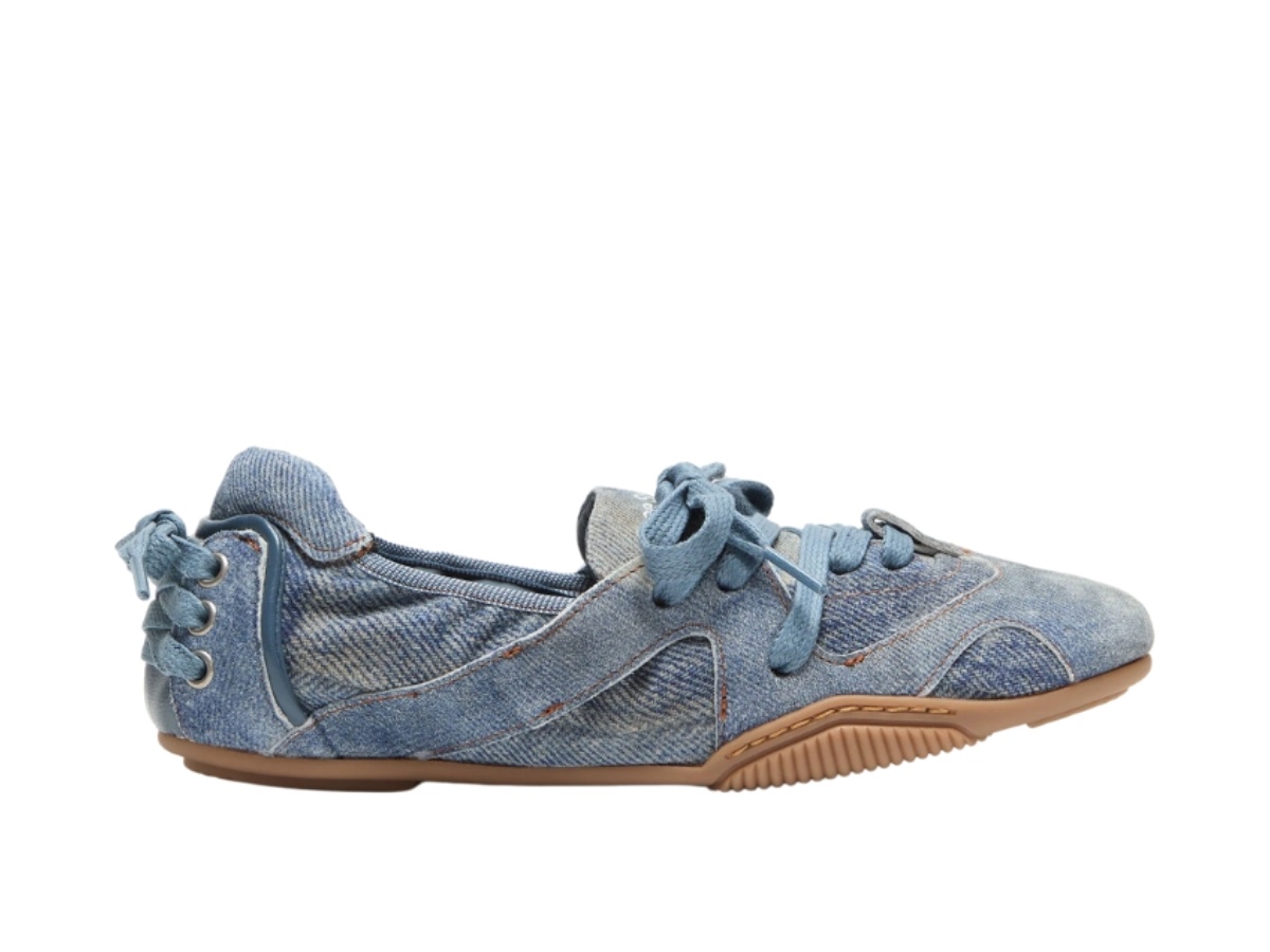https://d2cva83hdk3bwc.cloudfront.net/fn-wn-shoe000941-acne-studios-lace-up-leather-shoes-light-blue-women-s-1.jpg