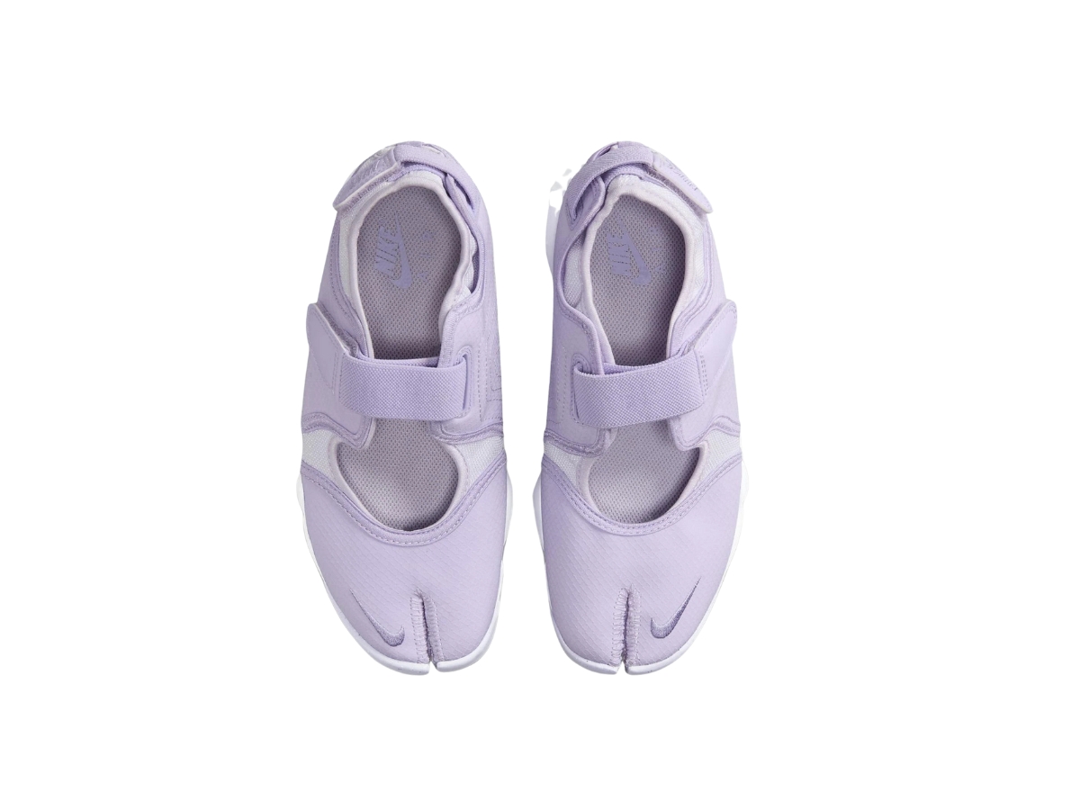 https://d2cva83hdk3bwc.cloudfront.net/fn6740-500-nike-air-rift-lilac-bloom-violet-mist-hydrangeas-women-s-3.jpg