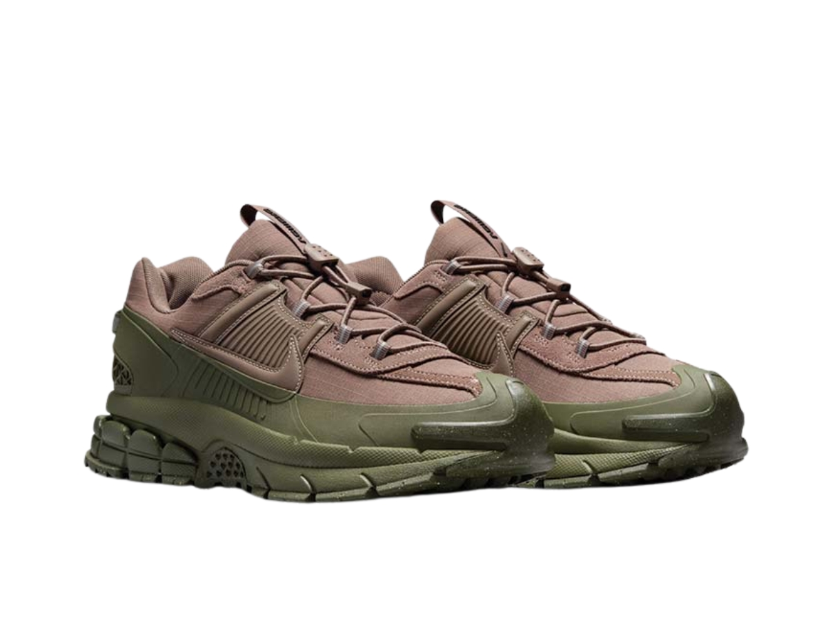 https://d2cva83hdk3bwc.cloudfront.net/fv2295-201-nike-zoom-vomero-roam-mink-brown-2.jpg