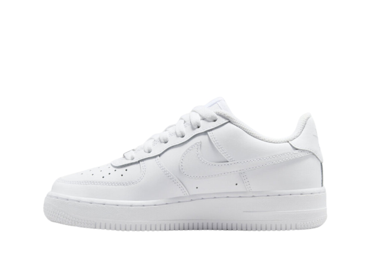 https://d2cva83hdk3bwc.cloudfront.net/fv5951-111-nike-air-force-1-le-white-gs-2.jpg
