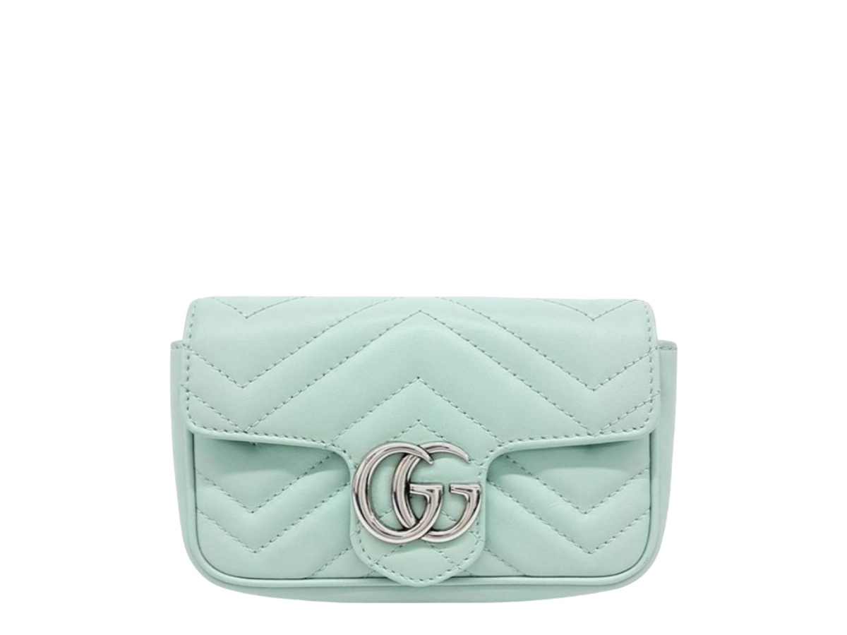 mint❁MINTGREEN　　GUCCI ベージュ GGパターン ポーチ e78a033ce5d19f2b10f8c5cf04d428