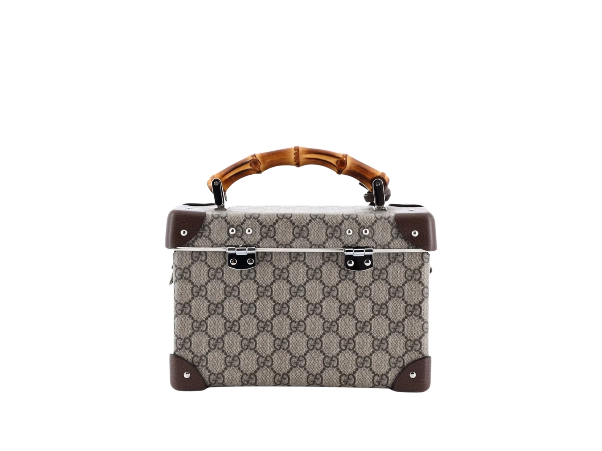 https://d2cva83hdk3bwc.cloudfront.net/gc-habbggsbhbcb-gucci-gg-supreme-bamboo-handle-beauty-case-brown-2.jpg