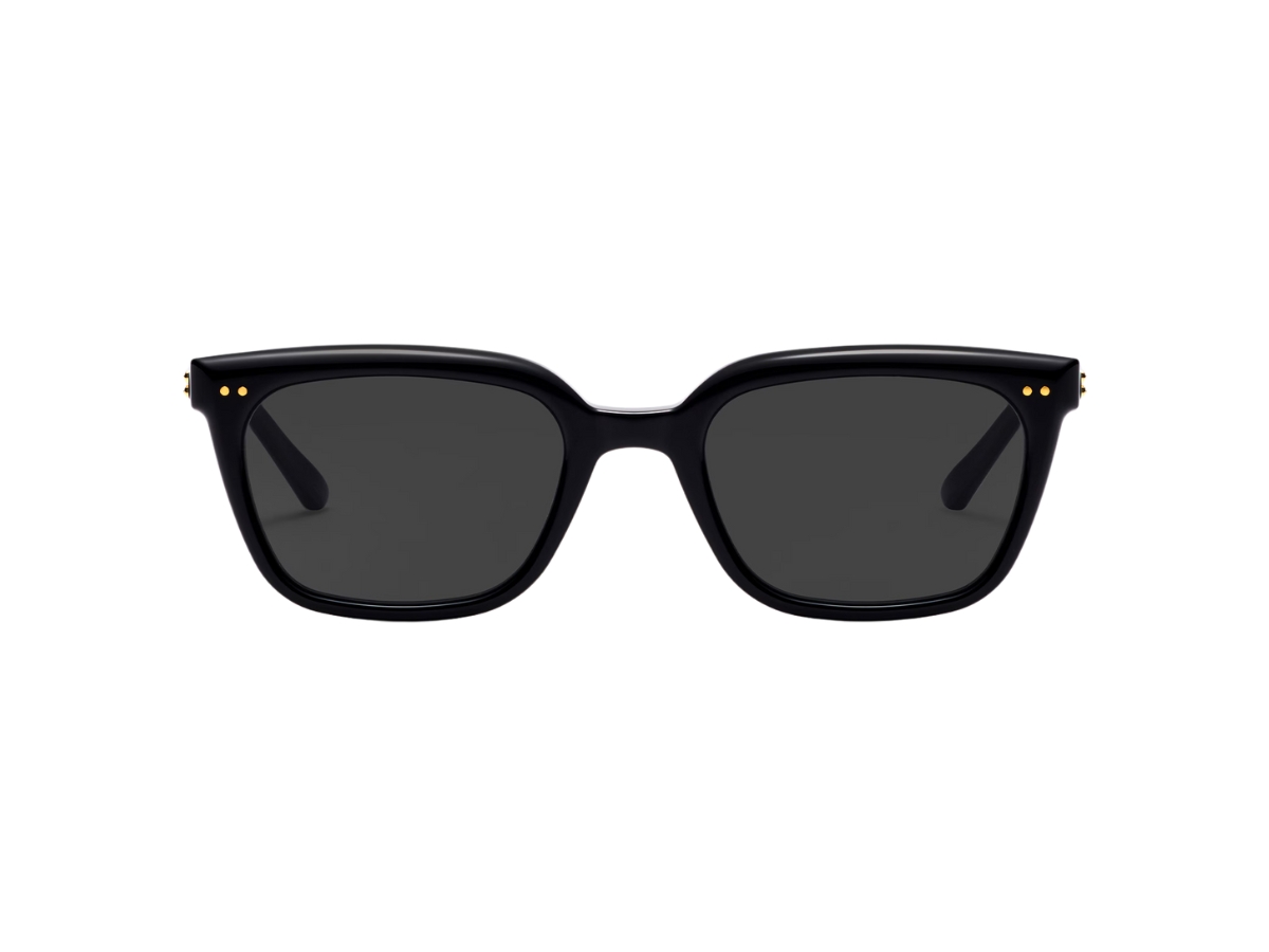 https://d2cva83hdk3bwc.cloudfront.net/gentle-monster-breezebe-01-in-black-acetate-frame-with-gray-lenses-3.jpg