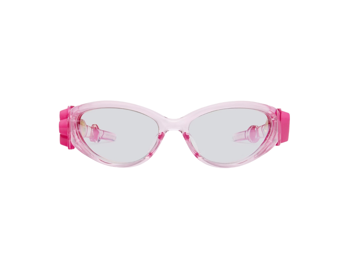 https://d2cva83hdk3bwc.cloudfront.net/gentle-monster-gummy-pc12-sunglasses-in-translucent-pink-tr-frame-with-gray-mirror-lenses-1.jpg