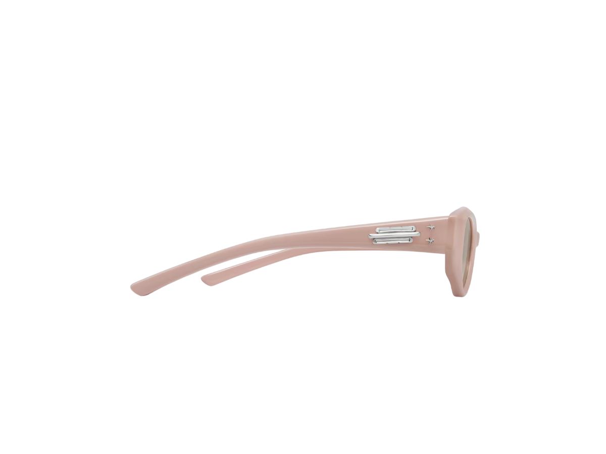 https://d2cva83hdk3bwc.cloudfront.net/gentle-monster-jennie-fish-tail-p7-in-pink-acetate-frame-with-brown-lenses-3.jpg