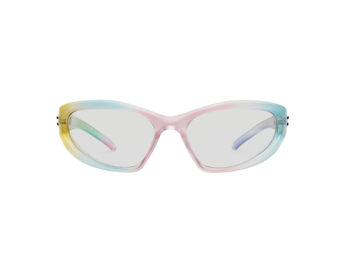 https://d2cva83hdk3bwc.cloudfront.net/gentle-monster-panna-cotta-mg1-sunglasses-in-multicolored-tr-frame-with-gray-mirror-lenses-1.jpg