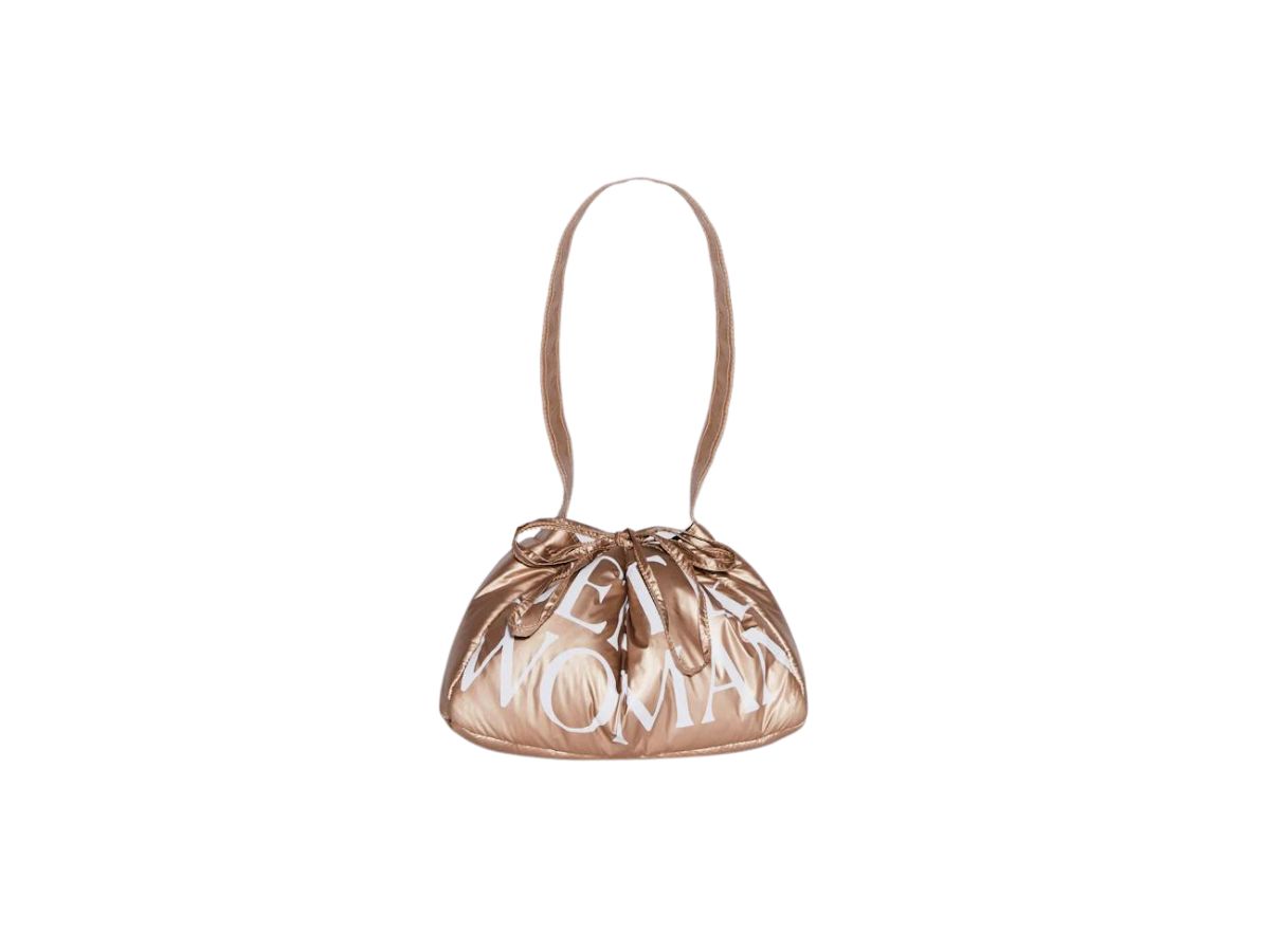 https://d2cva83hdk3bwc.cloudfront.net/gentlewoman-dumpling-bag-golden-champagne-1.jpg