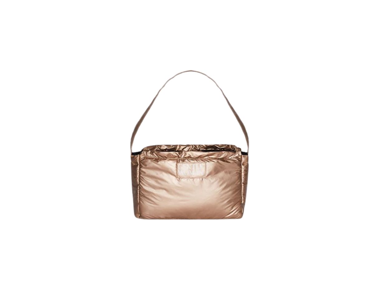 https://d2cva83hdk3bwc.cloudfront.net/gentlewoman-dumpling-bag-golden-champagne-3.jpg
