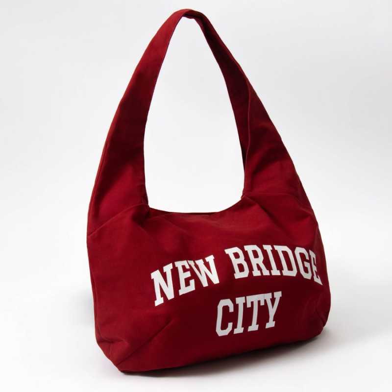 https://d2cva83hdk3bwc.cloudfront.net/getricheasy_getricheasy-new-bridge-city-tote-bag-maroon-2.jpg