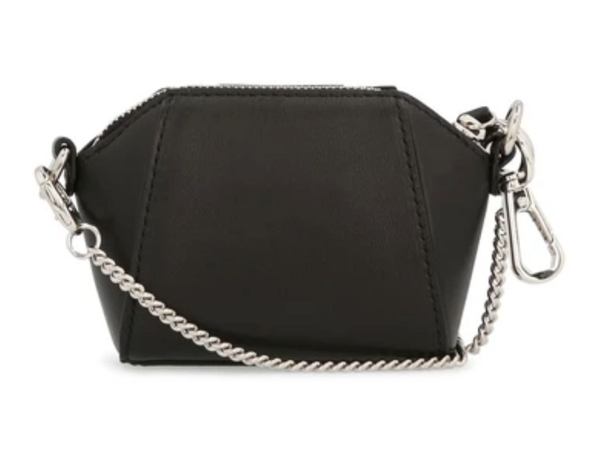 https://d2cva83hdk3bwc.cloudfront.net/givenchy-black-baby-antigona-bag-2.jpg