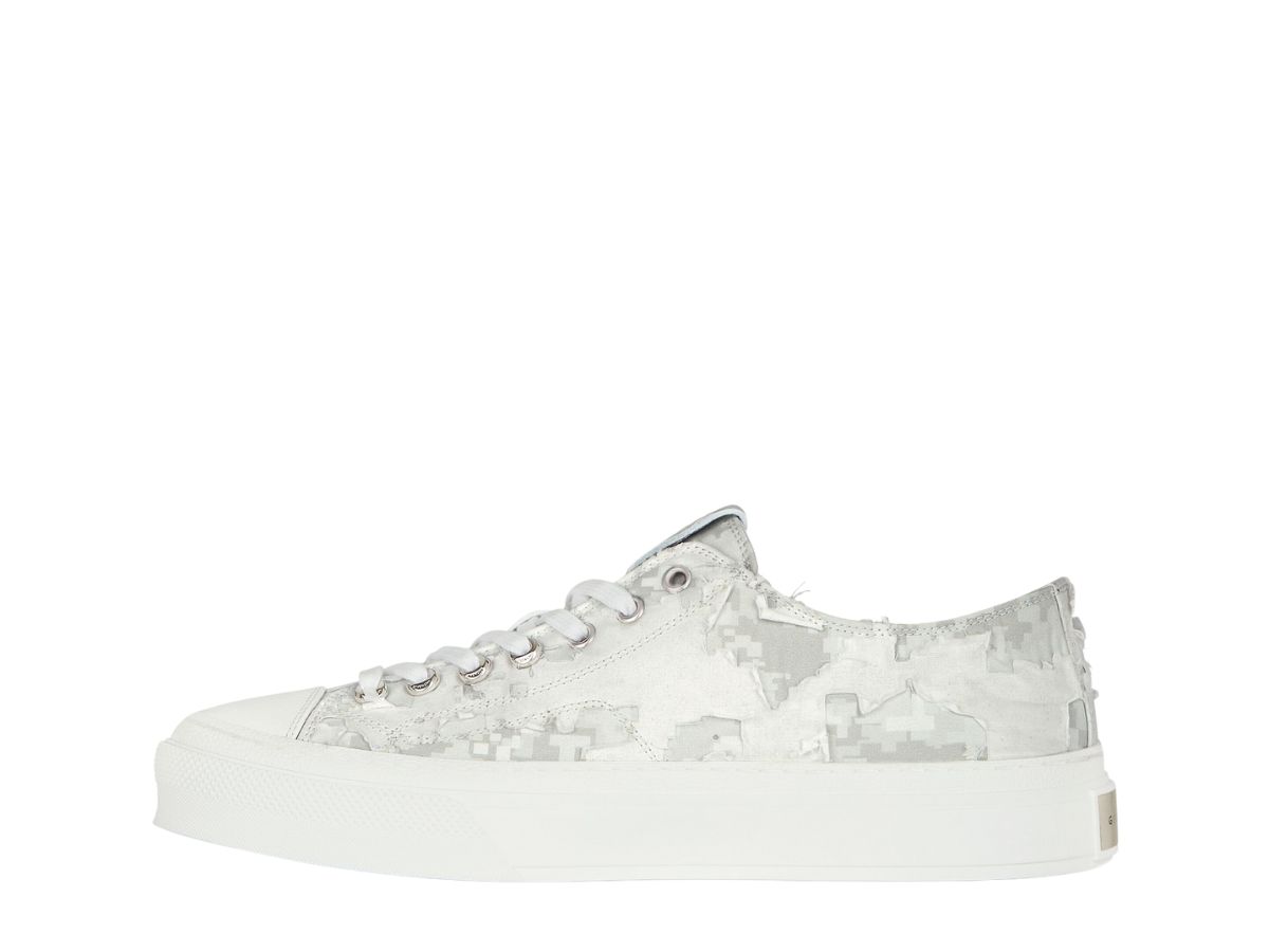 https://d2cva83hdk3bwc.cloudfront.net/givenchy-city-sneakers-in-camouflage-boro-canvas-white-grey-2.jpg